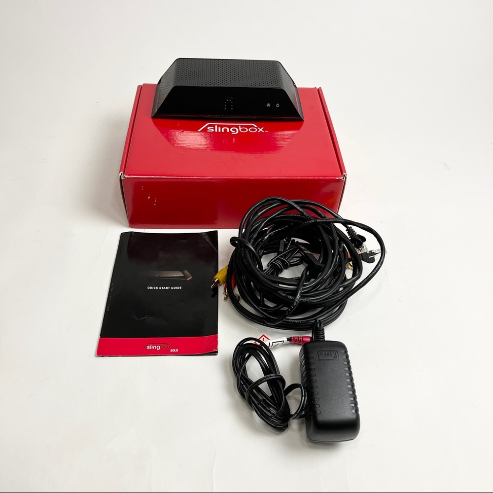 SlingBox SOLO (SB260-XXX) Slng Box Media Streamer Complete w/Accessories